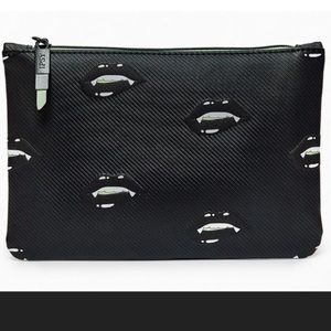 Ipsy makeup bag